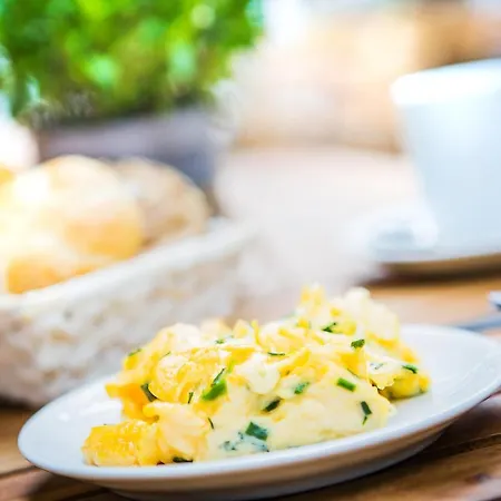 Anna 1908 3* Berlín