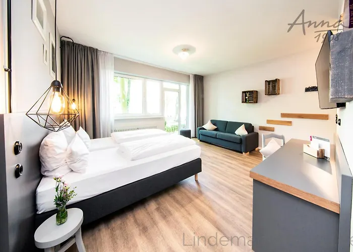 안나 1908 호텔 3*