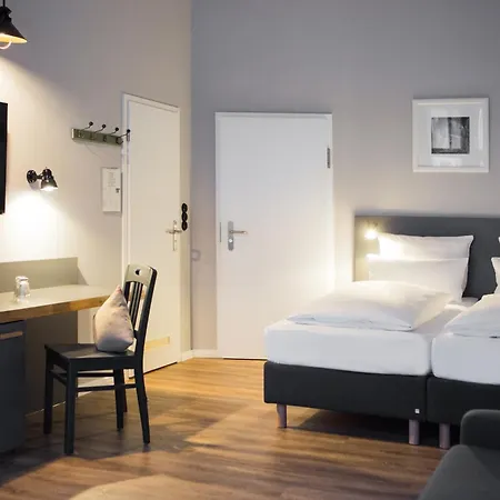Anna 1908 Hotel 3*